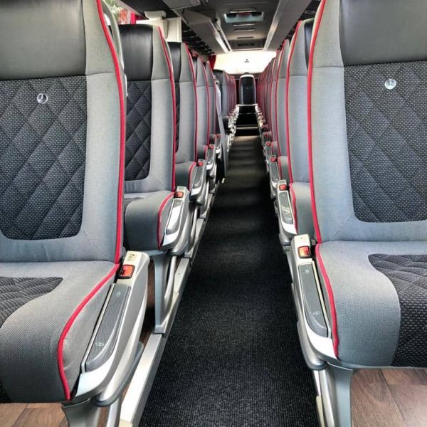 Mercedes Benz Tourismo 2019 Innenraum Sitzplätze